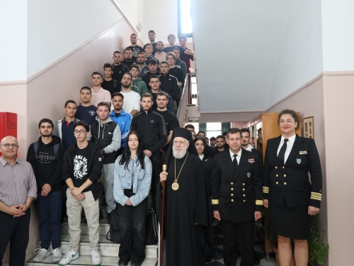 Αγιασμός στην Ακαδημία Εμπορικού Ναυτικού Σύρου 