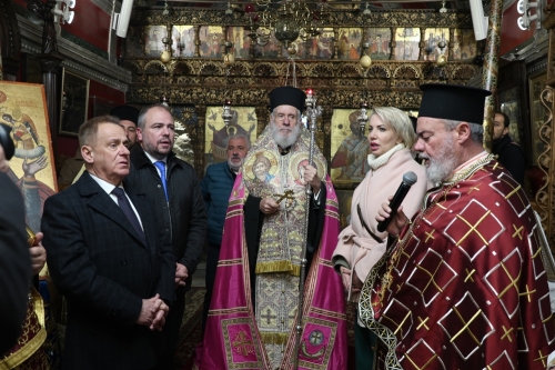 Αξιοχρέως τιμήθηκε  η  Κυριακή της Ορθοδοξίας στον Μητροπολιτικό Ναό της Μυκόνου 