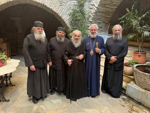 Επίσκεψη του Σεβ. στην Ιερά Μονή Παναγίας Παναχράντου και Αγίου Παντελεήμονος Άνδρου