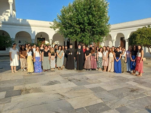 Δραστηριότητες του Σεβασμιωτάτου  κ. Δωροθέου Β’ στην ιερά νήσο Τήνο 