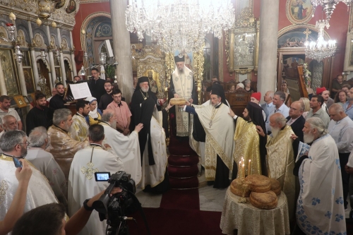 Η Σύρος τιμά την εορτή της Μεταμορφώσεως του Σωτήρος